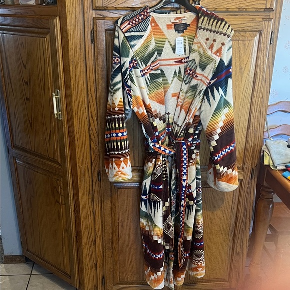 Unisex Pendleton Wool Robe  with  Brown ,Orange and Green Accents - Picture 2 of 3